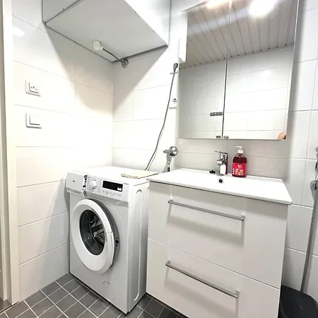 New Cozy 2br Near Airport Vantaa
