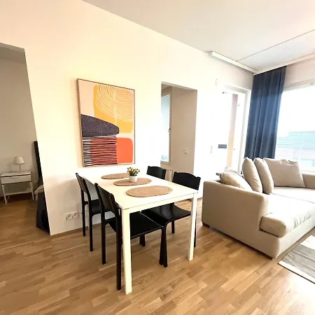 アパート New Cozy 2br Near Airport ヴァンター