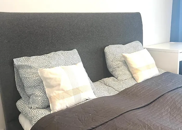 New Cozy 2br Near Airport 公寓