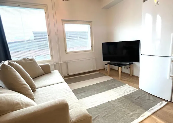 New Cozy 2br Near Airport *